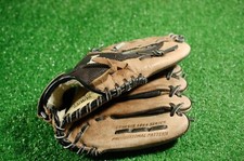 Louisville Slugger Genesis 1884 10.5 inch RH throw baseball glove GEN1050BM V56