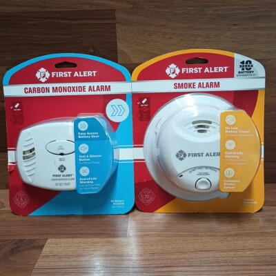 NEW First Alert Carbon Monoxide Alarm  #CO400 And Smoke Detector #0827 + Battery