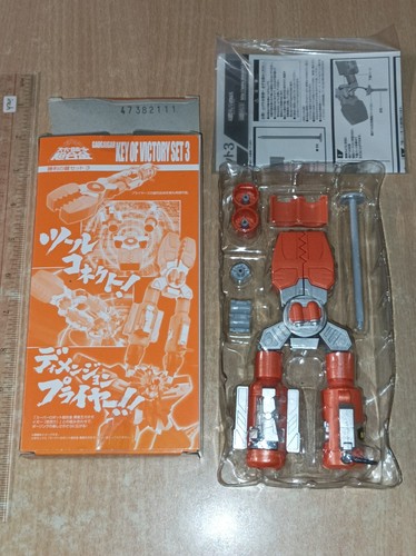 ** Used Super Robot Chogokin Gaogaigar Key Of Victory Set 3 Parts Gift Only last - Picture 2 of 10