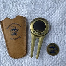 Billips Invitational Brass Golf Divot Tool Marker With Leather Case Logo