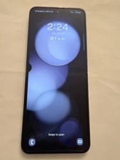 Samsung Galaxy Z Flip5 - 256 GB - Gris (T-Mobile) para piezas - parte posterior agrietada -