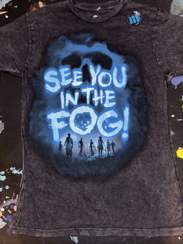 2023 Universal Studios Halloween Horror Nights Medium Glow In The Dark Shirt