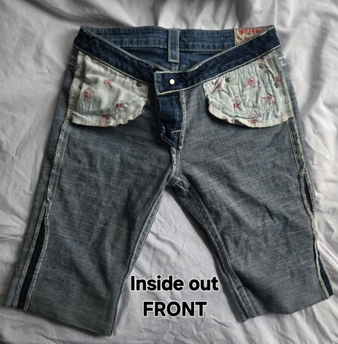 TRUE RELIGION SOPHIE BIG T DARK DRIFTER DISTRESSED BERMUDA SHORTS - SIZE: 29 - Picture 10 of 16