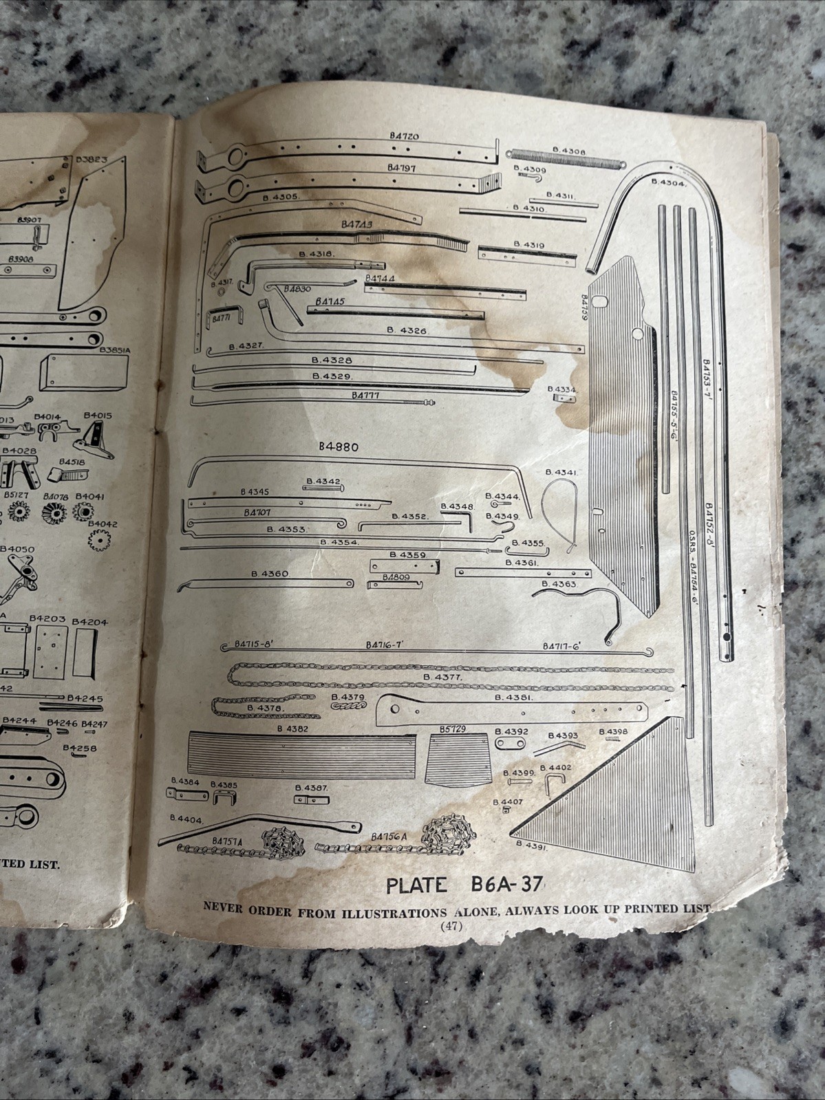 Antique IH McCormick-Deering Horse Drawn No6 & 6A Corn Binders Owners Guide Book