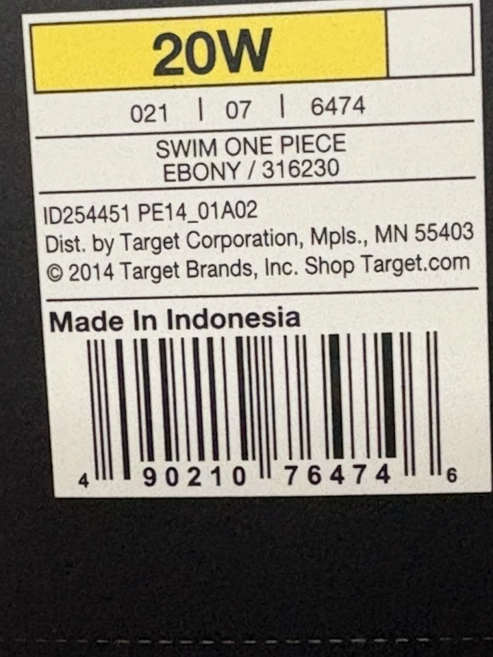 Купальник цельный PURE ENERGY черный в горошек литая чашка собранная в рюш сторона 20 Вт - Изображение 4 из 4