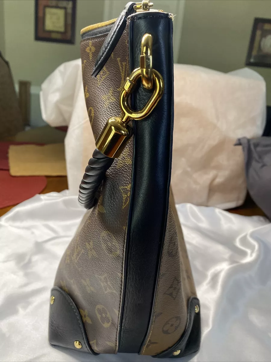 Louis Vuitton LV M44130 Triangle Softy Reverse Monogram Canvas Bag 