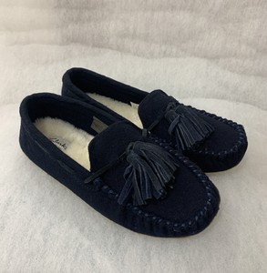 clarks cozily snug slippers