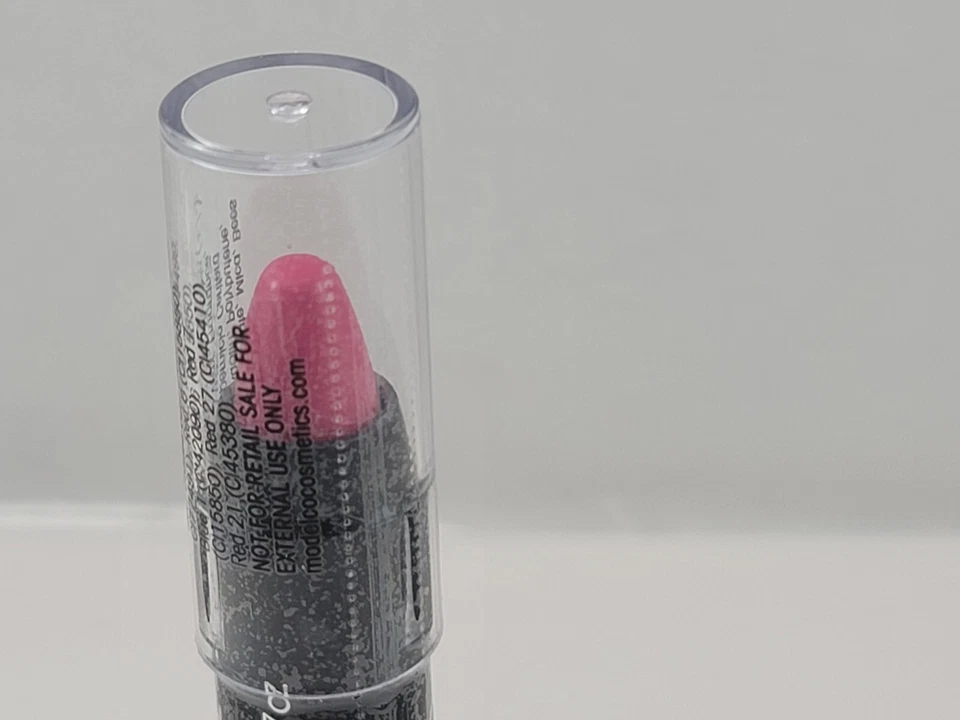 Lápis labial Model Co rosa parisiense 0,07 oz tamanho completo NOVO LACRADO - Imagem 3 de 4
