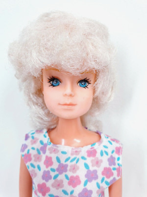 Bettie Teen Doll Betty TONG Vintage 1980s Blonde Hair Blue Eyes Barbie Clone