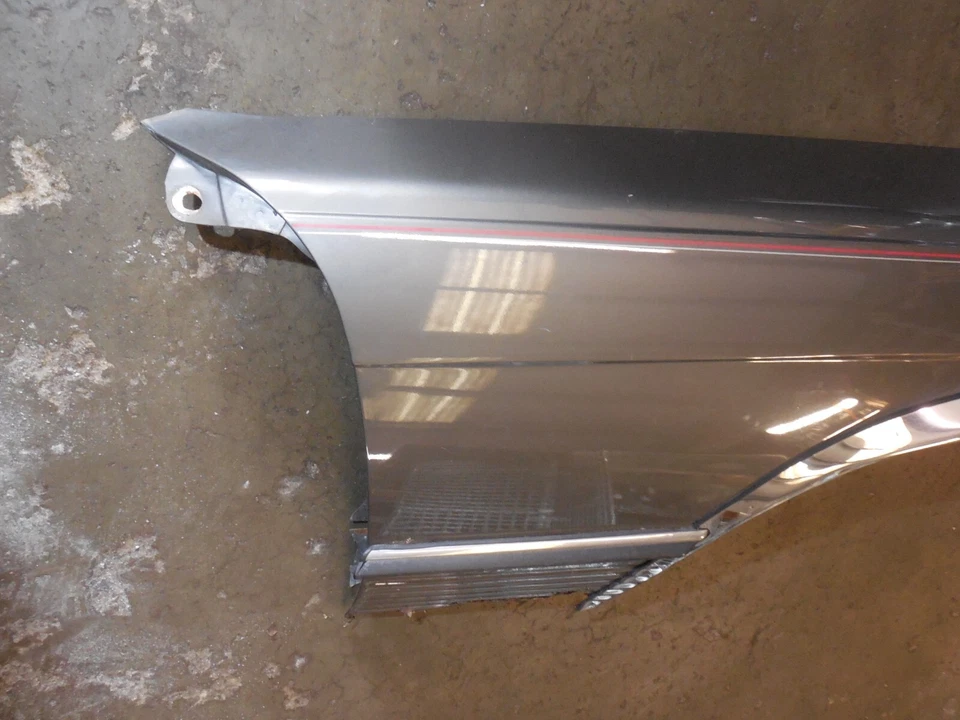 Guardabarros delantero derecho gris 72-89 mercedes-benz r107 450sl 380sl 560sl ¡solo recogida! Foto 2 de 4