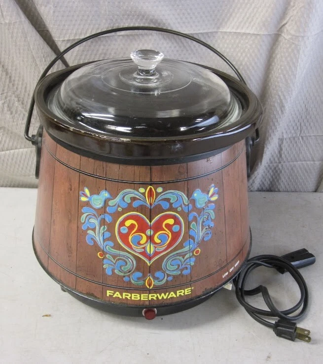 Vintage Farberware Country Crock Cooker Swedish Crockpot w/Metal Bail Handle
