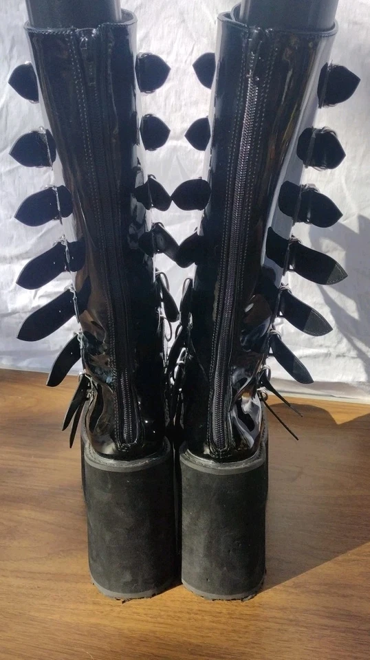 Botas hasta la rodilla DEMONIA SWING-815 talla 9 cuña plataforma hebilla imitación cuero para mujer Foto 3 de 4