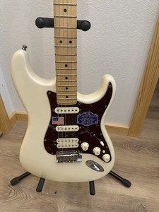 Fender American Deluxe Stratocaster | eBay