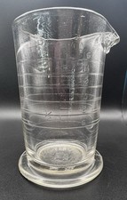 VTG 16oz Heavy Glass Measuring Photography Beaker