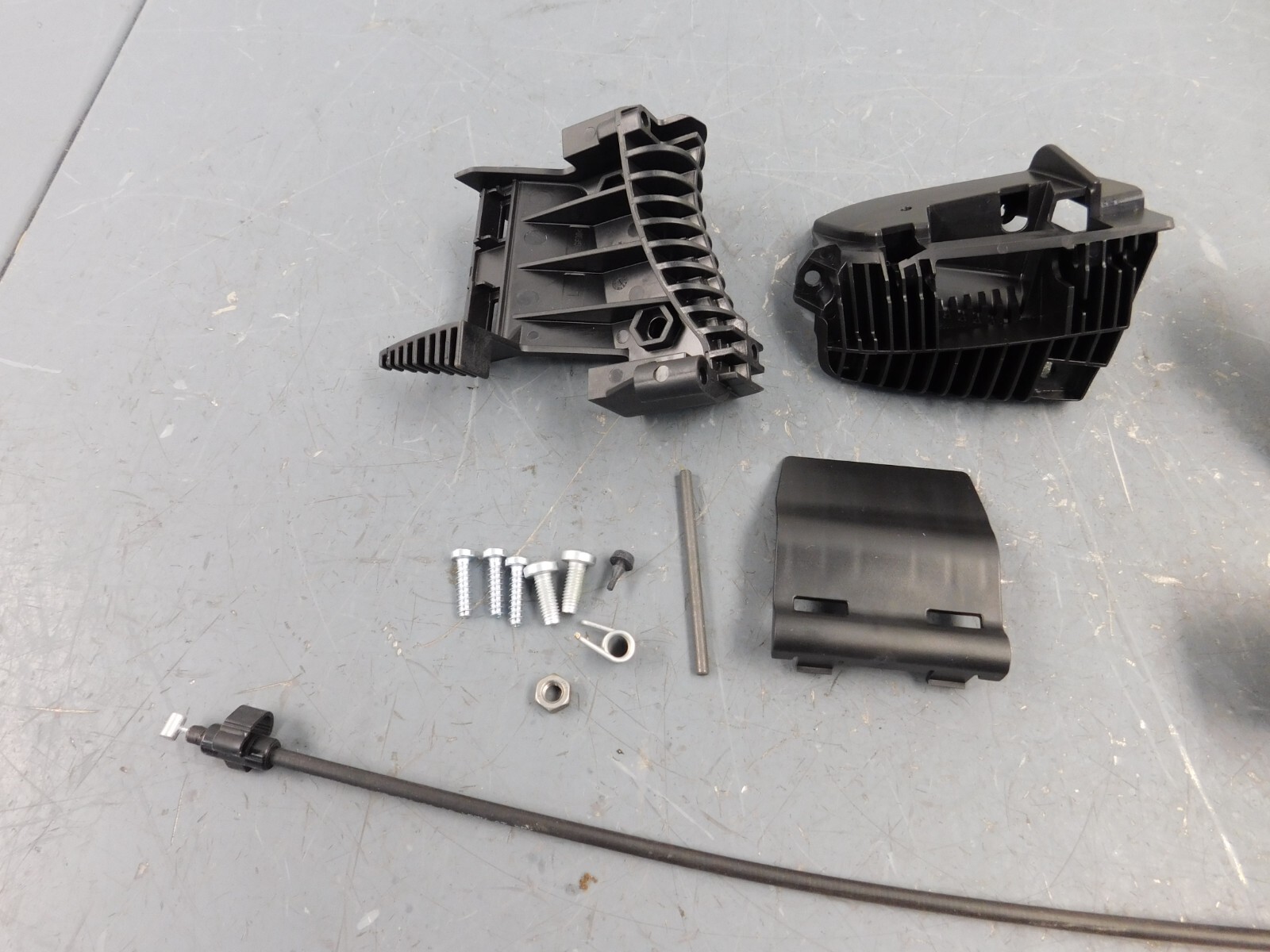 Rolls-Royce Top Right Seat Belt Guide Set #0007 Q6-1