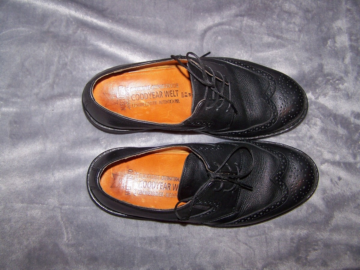 Mephisto Mens Gildas Wingtip Shoes / Size:  9 Mephisto Men main image 2
