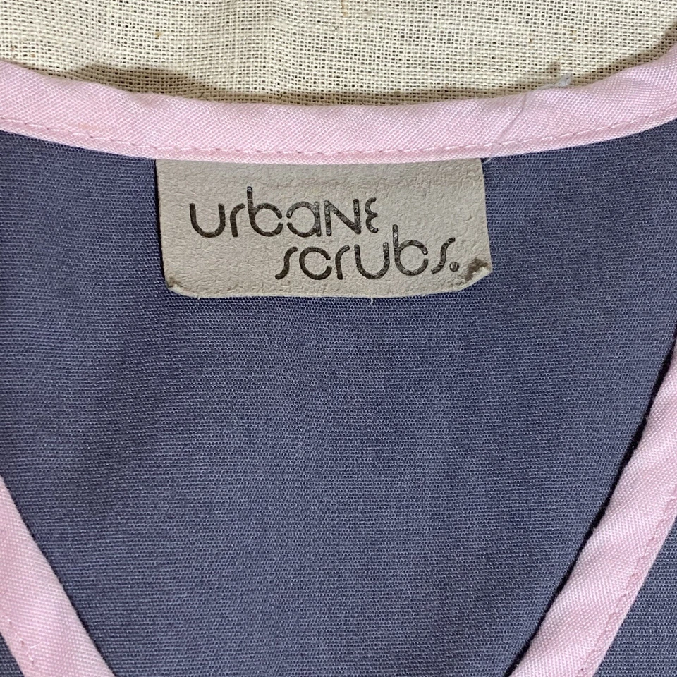 Urbane Scrub Top, size XS, Gray with Pink Trim - Image 3 of 3