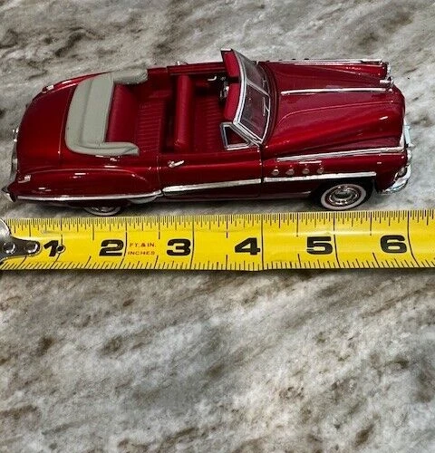 Buick Roadmaster 1949 convertible modelo fundido a presión placa 1/32 49RGTOP Foto 2 de 4