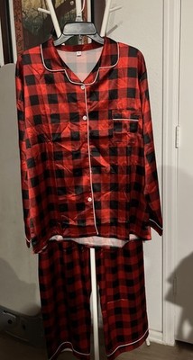 Unbranded  SZ XL Red  Buffalo SATIN PAJAMA SET Pants BUTTON FRONT TOP