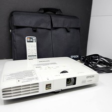 Epson PowerLite 1771W WXGA Projector HDMI 3000 Lumens LOW 110H w/ Remote Case