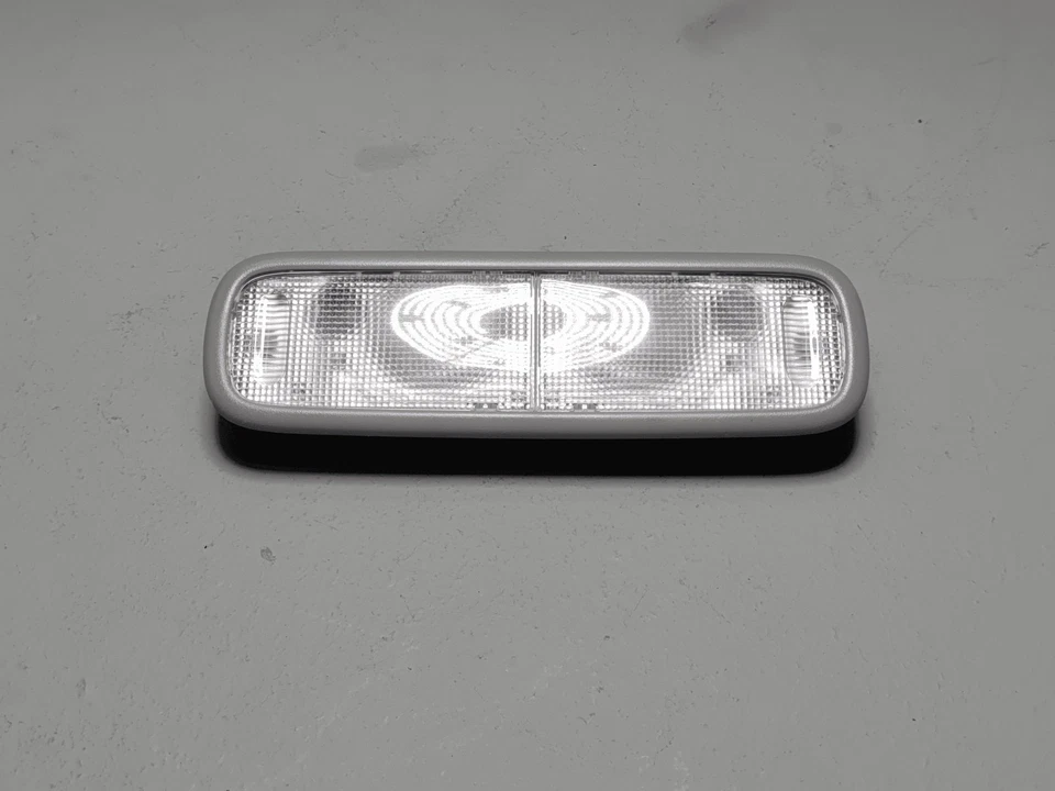 Оригинальный центральный купольный фонарь для чтения для задней крыши Honda CR-V 2017-2022 годов выпуска - Изображение 2 из 4