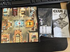 Clue Deluxe Travel Edition Folding Board Car Game Road Trip Mini Grab & Go