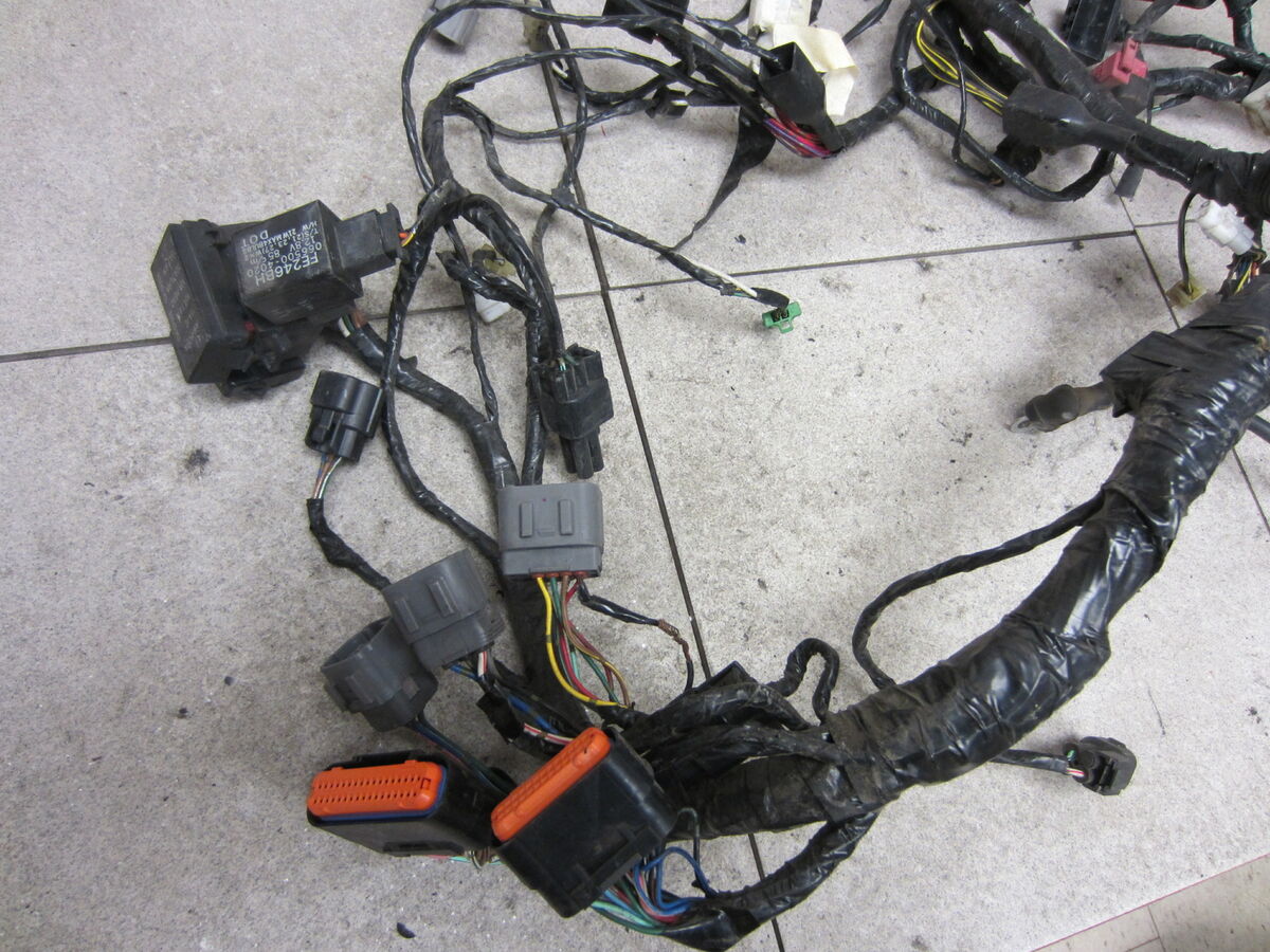 2006-2007 Kawasaki Ninja ZX10R zx10 OEM Main Engine Wiring 2006-2007 Kawasaki Ninja ZX10R zx10 OEM Main Engine Wiring