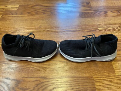 Vessi Everyday classic mens size 6 black white 100  display picture 1