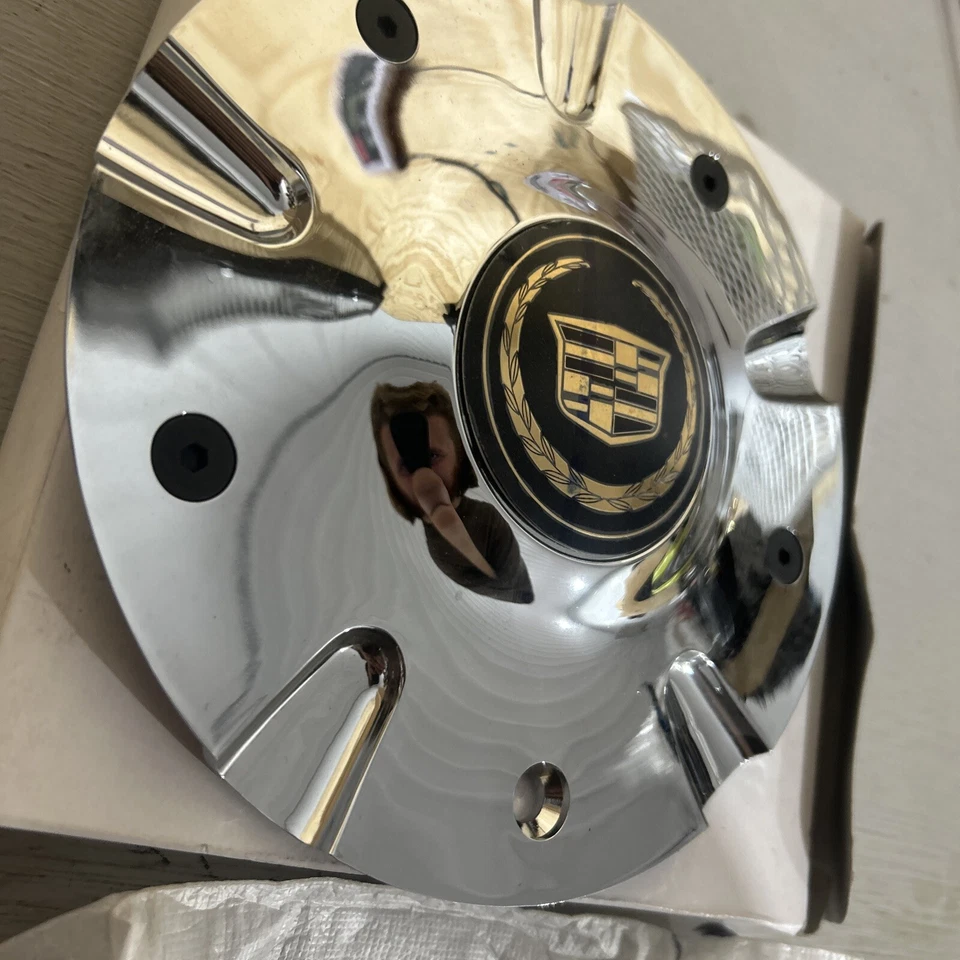 Tapa central de fábrica American Racing 2 NOS 11337 y o 6770200CAD Cadillac Foto 2 de 4