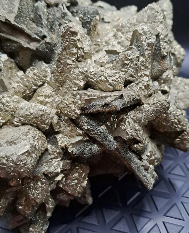 Große dekorative und einzigartige Stufe Pyrit auf Baryt, 2500g, Marokko - Bild 2 von 4