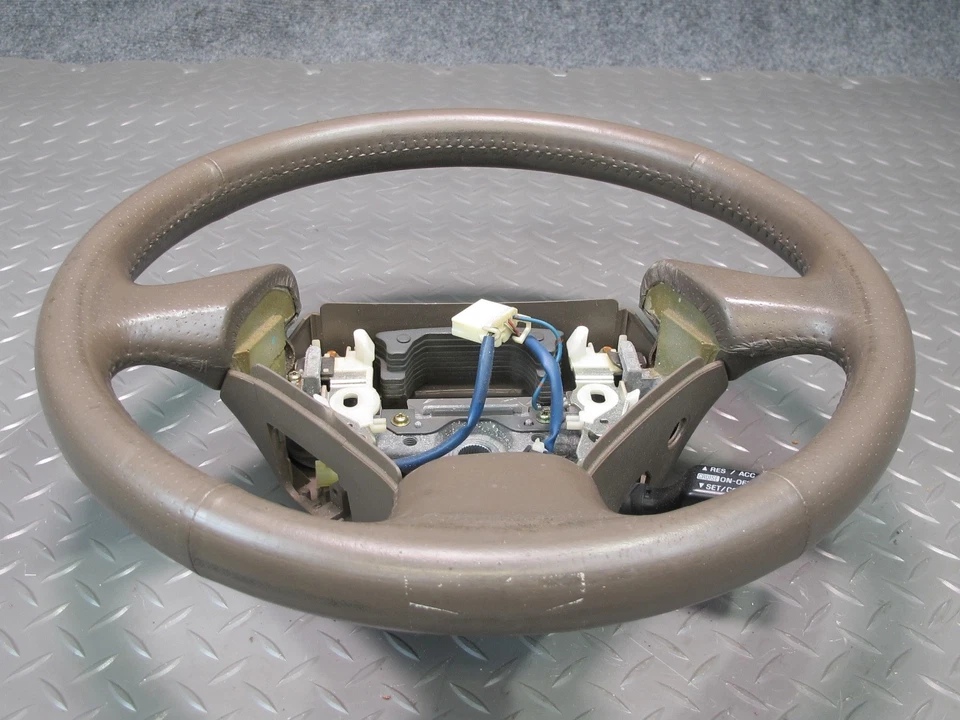 99-00 LEXUS UZZ30L SC400 SC300 КОЖАНЫЙ РУЛЬ W КРУИЗ-ПЕРЕКЛЮЧАТЕЛЬ КОРИЧНЕВЫЙ OEM - Изображение 3 из 4