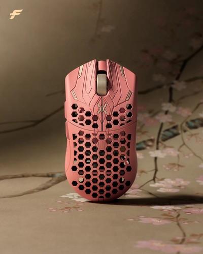 FinalMouse UltralightX Sakura Gaming Mouse ULX Sakura Classic IN HAND - Picture 2 of 4