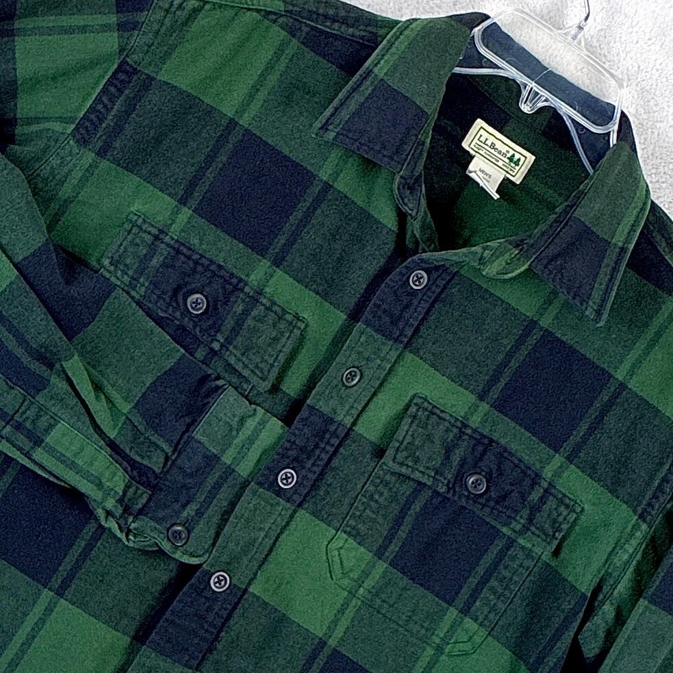 VTG LL Bean Flannel Shirt Mens L Green Navy Plaid Outdoor Classic Grunge 90s
Opens in a new window o