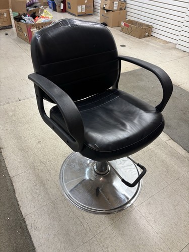 Salon CA SC-21BLK Hydraulic Barber Chair - Black