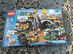 LEGO City 4204 The Mine RETIRED NEW Factory Sealed Gold Mining Set - SHIPS FAST