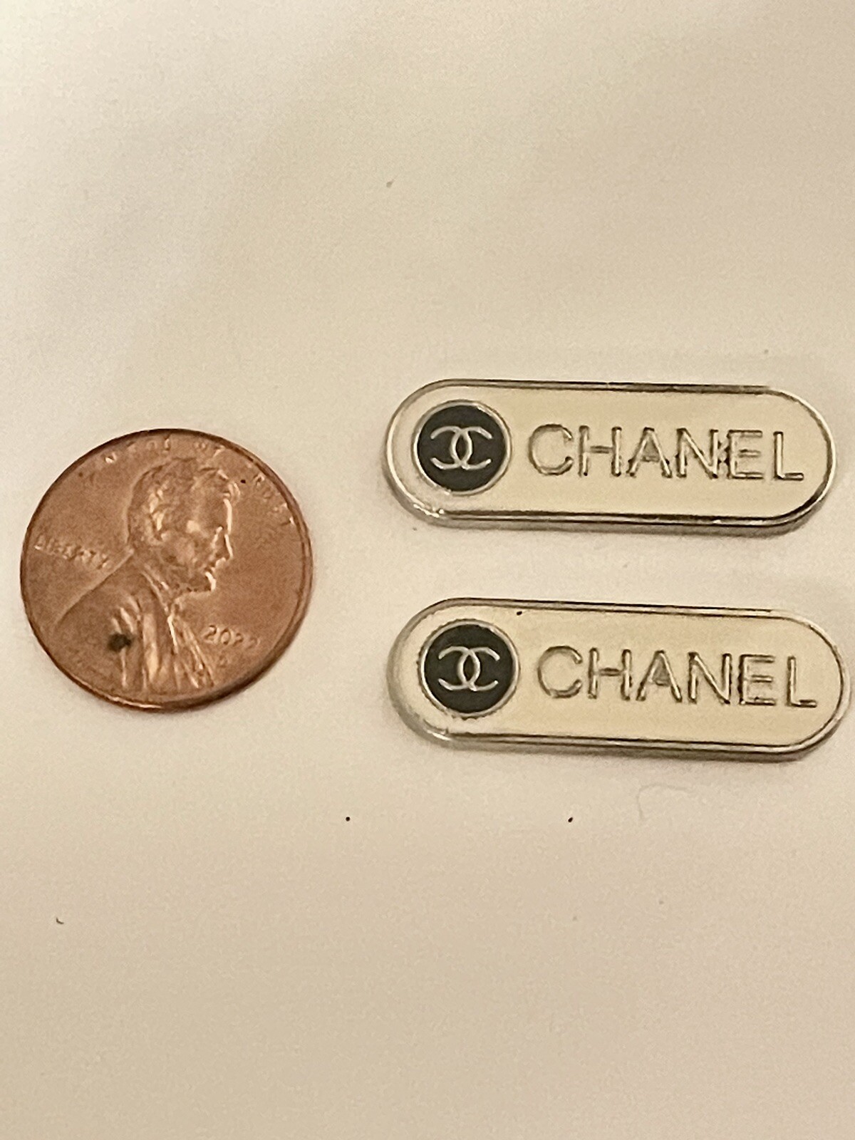 Picture 1 of 4