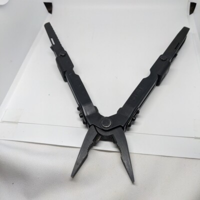 Gerber Gear MP600 14-in-1 Multi Tool Knife Pliers Wire Crimper Screwdriver &More