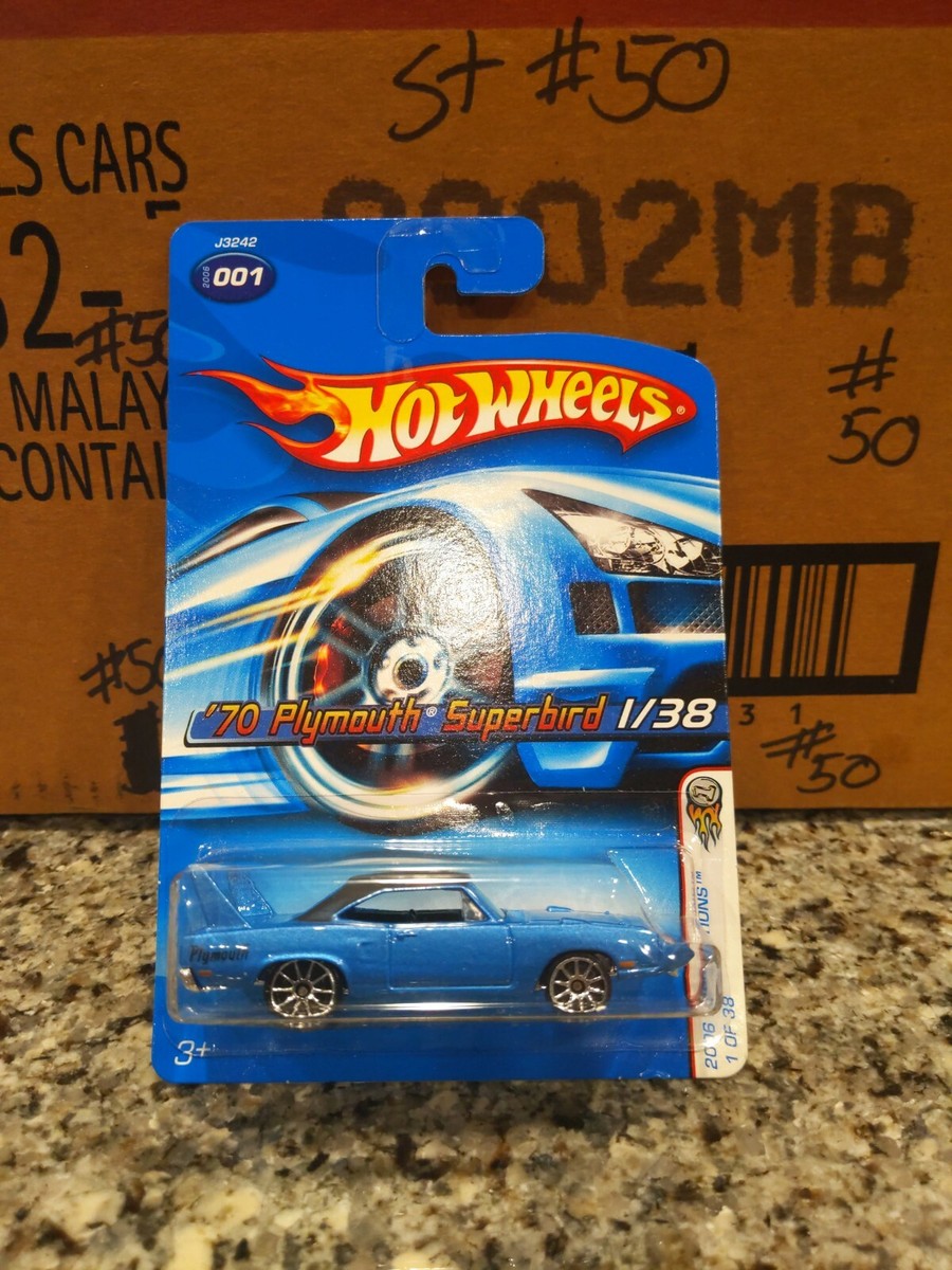 2006 Hot Wheels #1 First Editions 1/38 70 PLYMOUTH SUPERBIRD Lt