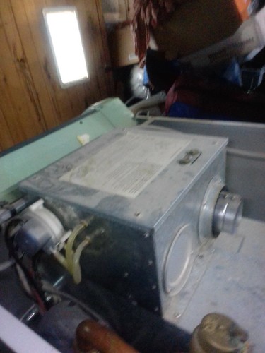 Bloc Ventilation/ventouse Pour Chaudière Riello - Modèle KV 31 ISC (Occasion)