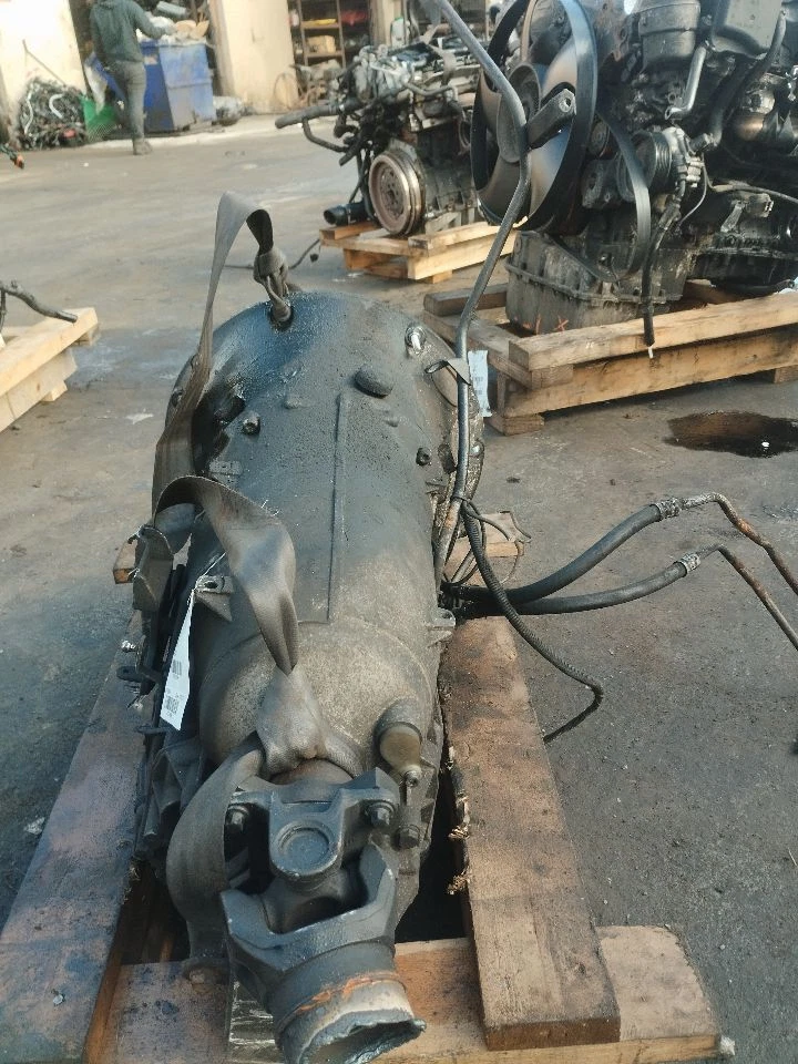 Used Automatic Transmission Assembly fits: 2007 Dodge Sprinter 2500 AT 3.0L dies Foto 2 de 4