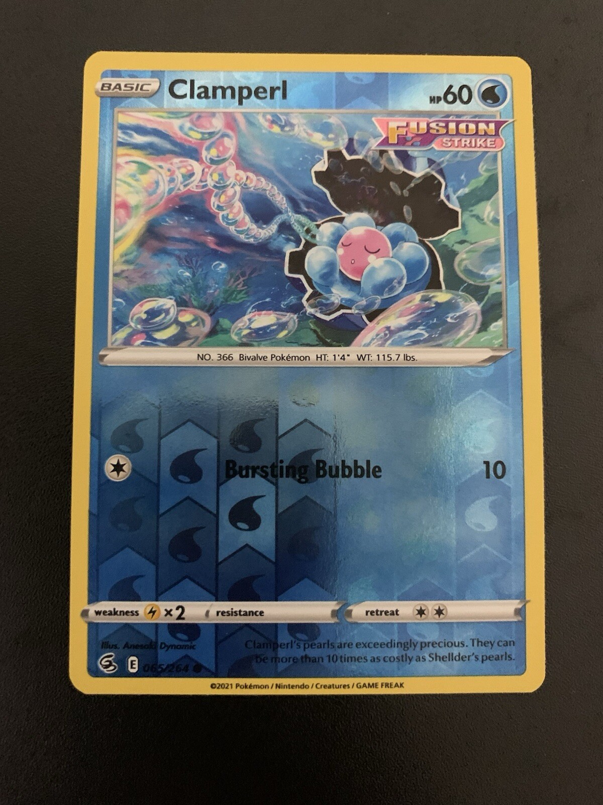 Clamperl 65/196 Common Reverse Holo Pokemon Fusion Strike