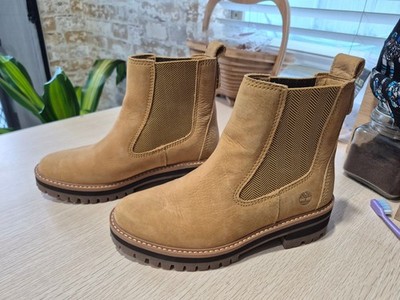 Timberland Women's Courmayeur Valley Chelsea Boot NWOT