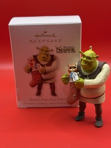 Hallmark Ornament SHREK’S PURR-FECT FRIEND ornament 2010 In Box  