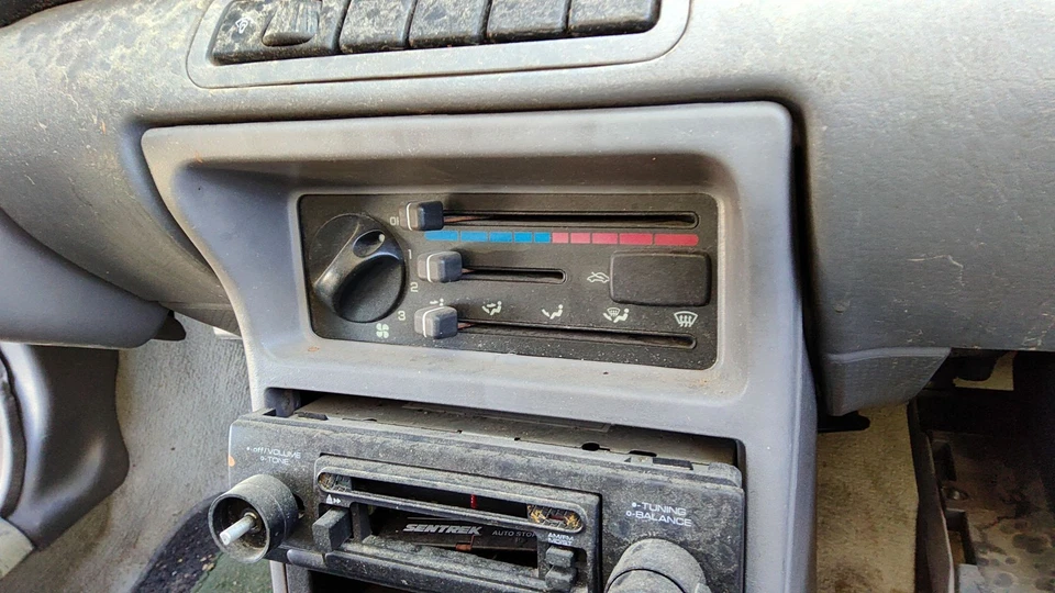 Módulo de control de temperatura Ford Aspire 1994-1997 en tablero calefacción unidad principal de CA fabricante original Foto 2 de 3