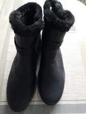 1Paar neue schwarze Damenstiefeletten von Rieker Gr.41