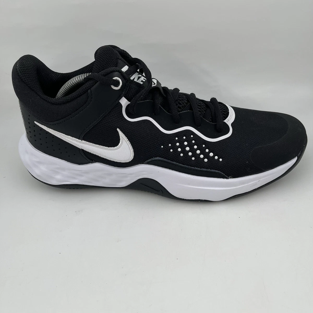 Nike Multi-Color 10.5 US Basketball Shoes for Men for sale 