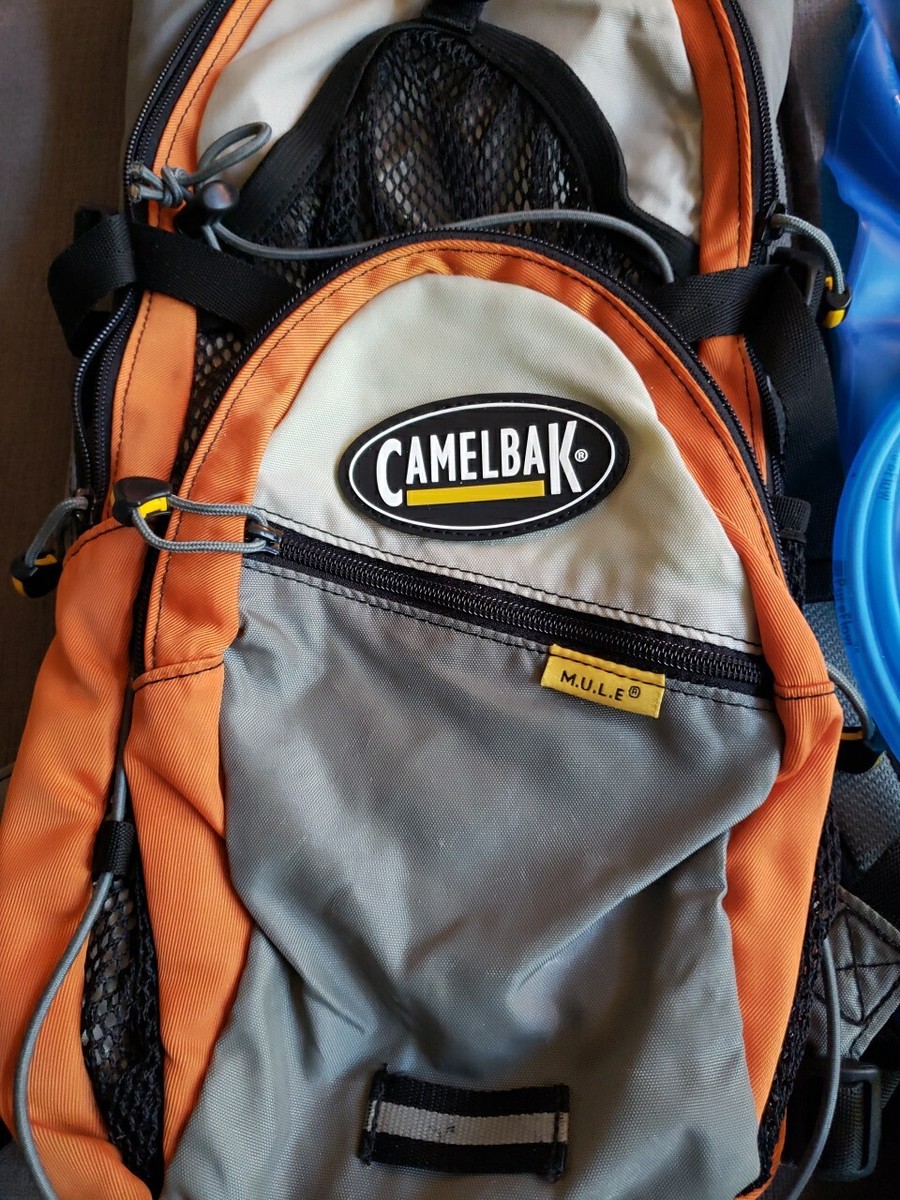 CAMELBAK M.U.L.E. Hydration Backpack 2.0 Liter 70 oz Reservoir