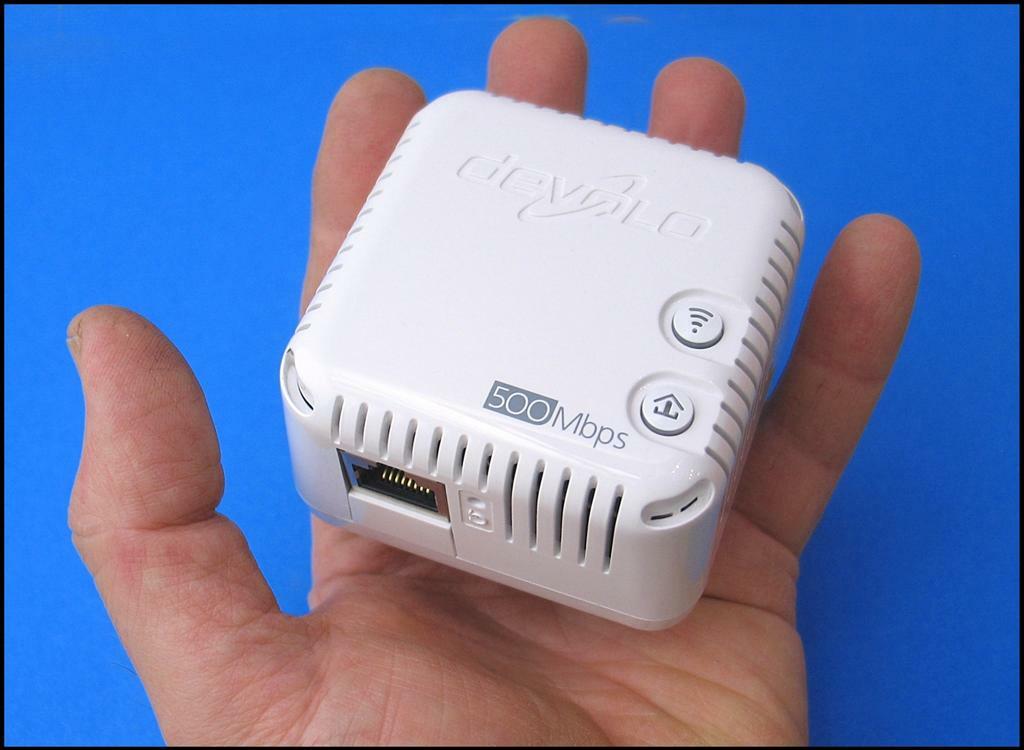 DEVOLO dLAN 500 ** Single WiFi POWERLINE Adapter ** Add-On AV