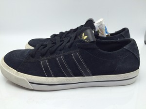 adidas punta redonda