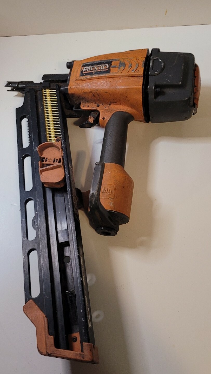 RIDGID Framing Nail Gun Pneumatic 3-1/2 